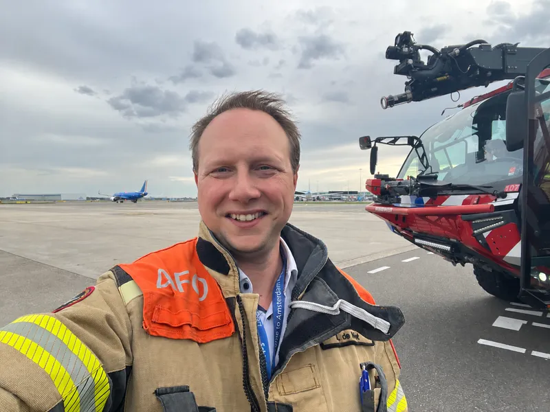 Jaap Juursema op het platform bij een Crash Tender